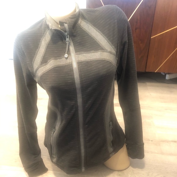 Lululemon jacket - Picture 7 of 8